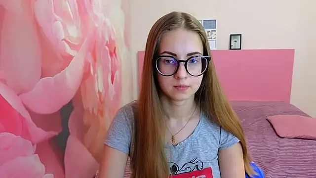 AliceAdams online show from February 2025 05:09:01 PM