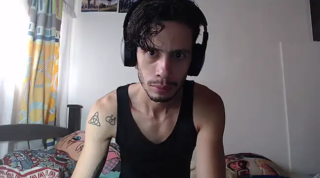 alisterxxx online show from February 2025 02:12:02 PM