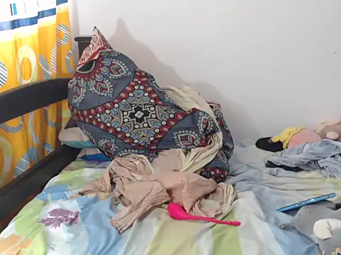 alisterxxx online show from December 2025 06:57:02 PM