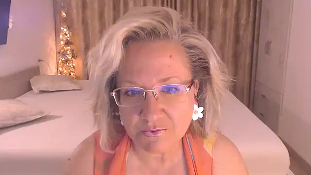 Snapshot of Raisshy chatting on July 2026 01:55:02 AM Raisshy online show from July 2026 01:55:02 AM
