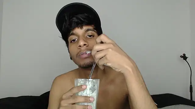 Snapshot of stevenosori chatting on December 2025 01:32:02 AM stevenosori online show from December 2025 01:32:02 AM