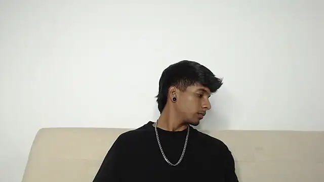 Snapshot of stevenosori chatting on March 2026 12:38:02 AM stevenosori online show from March 2026 12:38:02 AM