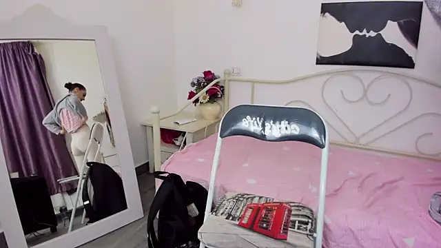 jessystarr online show from March 2025 08:00:02 PM