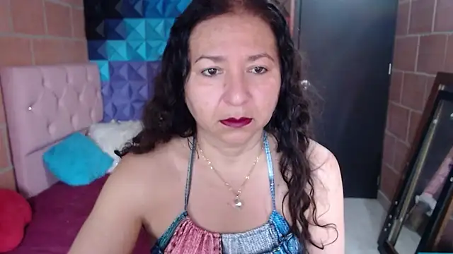 Snapshot of katifoxx chatting on December 2024 04:58:01 PM katifoxx online show from December 2024 04:58:01 PM