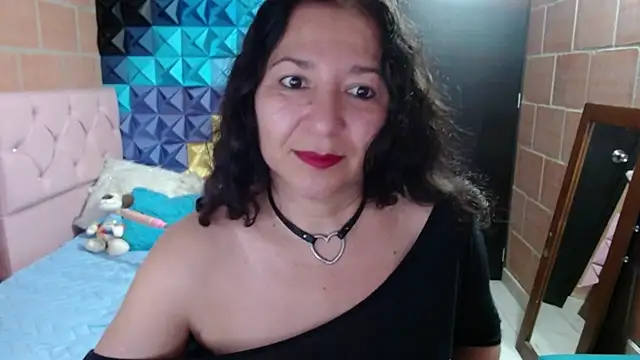 Snapshot of katifoxx chatting on February 2025 03:08:01 PM katifoxx online show from February 2025 03:08:01 PM