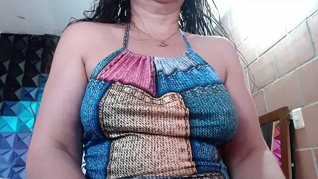 Snapshot of katifoxx chatting on February 2025 07:09:01 PM katifoxx online show from February 2025 07:09:01 PM