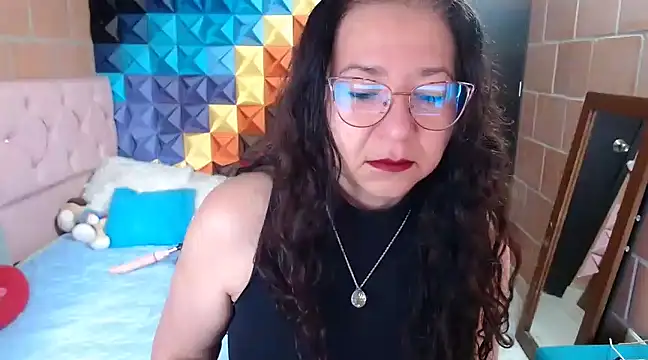 Snapshot of katifoxx chatting on March 2025 03:12:02 PM katifoxx online show from March 2025 03:12:02 PM