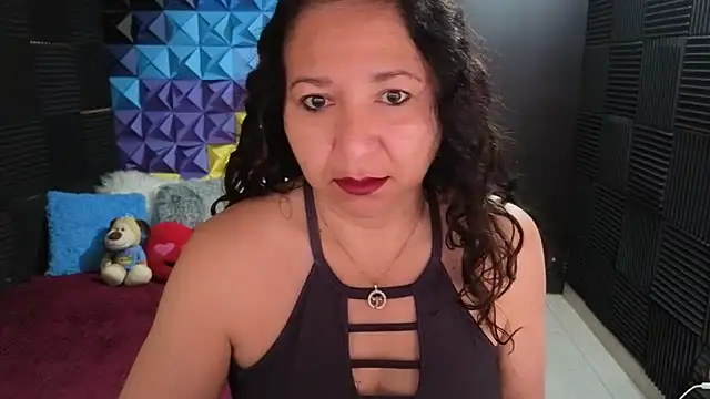 Snapshot of katifoxx chatting on October 2025 03:10:01 PM katifoxx online show from October 2025 03:10:01 PM