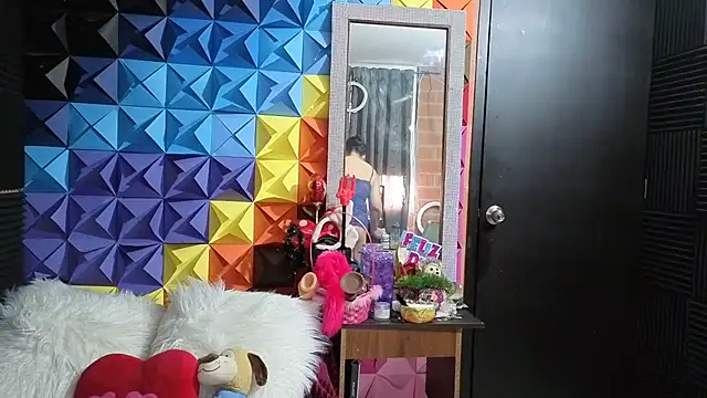 katifoxx online show from November 2025 02:05:01 PM