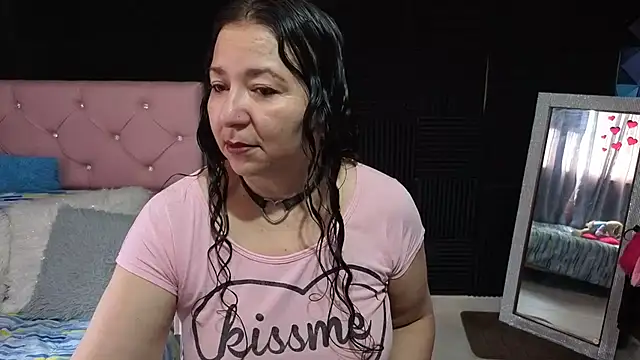 katifoxx online show from March 2026 03:46:01 PM