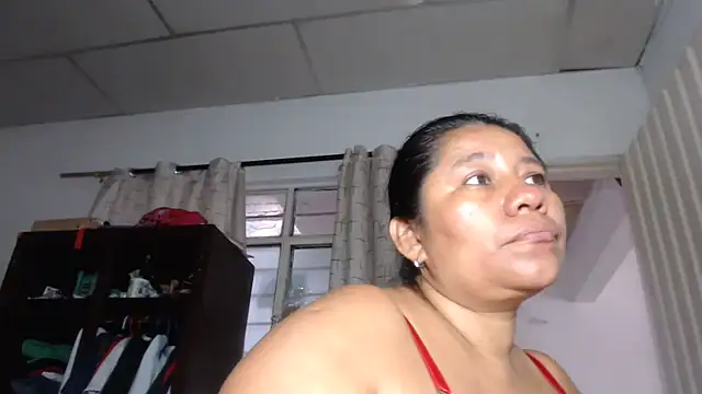 adrixxx38 online show from November 2025 09:50:01 PM