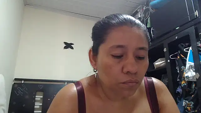 adrixxx38 online show from May 2026 04:37:02 PM