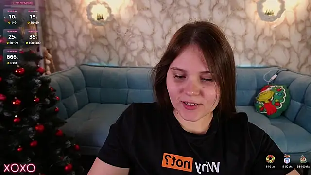 Snapshot of VinnaSky chatting on December 2025 07:39:02 AM VinnaSky online show from December 2025 07:39:02 AM