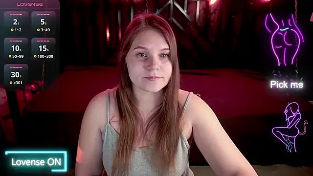 Snapshot of VinnaSky chatting on February 2026 07:47:01 AM VinnaSky online show from February 2026 07:47:01 AM