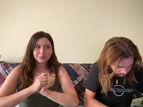 Snapshot of Jack_Emily1 chatting on February 2025 09:10:01 PM Jack Emily1 online show from February 2025 09:10:01 PM