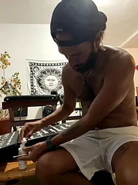 PuroMosh19 online show from November 2025 01:19:01 AM