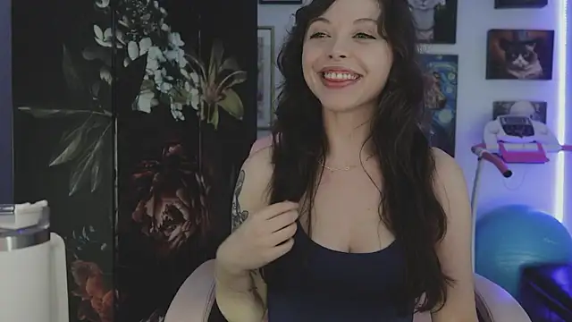 Snapshot of makiyahbelle chatting on January 2026 09:36:02 AM makiyahbelle online show from January 2026 09:36:02 AM