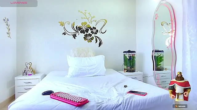 MarcelaFlores online show from November 2025 02:17:01 PM