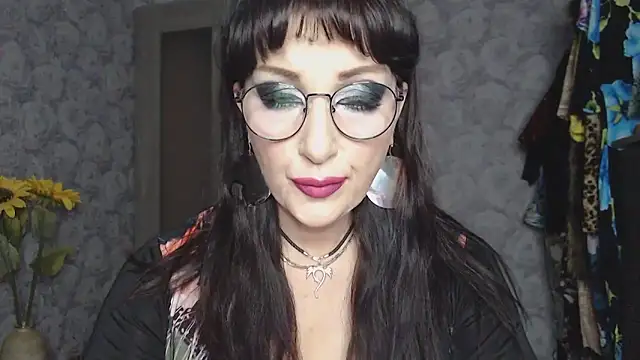 Aziza1 online show from September 2025 03:11:01 PM