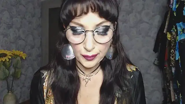 Aziza1 online show from September 2025 03:34:01 PM