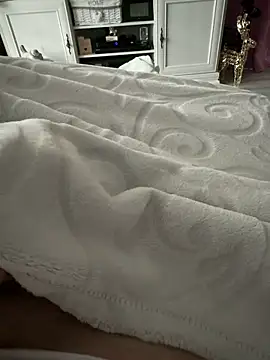 Snapshot of frechsein chatting on November 2025 08:48:02 AM frechsein online show from November 2025 08:48:02 AM