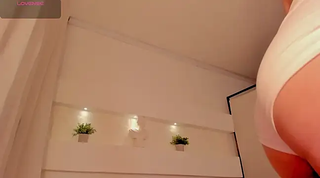 AshleyRoys online show from March 2025 06:45:01 PM