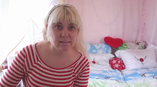 SunnySylvia online show from March 2025 11:29:01 AM