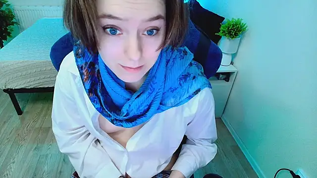 Snapshot of CranberryHot chatting on September 2025 05:23:01 AM CranberryHot online show from September 2025 05:23:01 AM