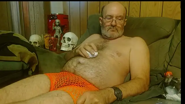 Snapshot of snickers1 chatting on September 2025 10:24:02 PM snickers1 online show from September 2025 10:24:02 PM