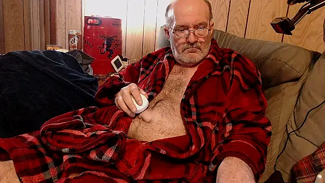 Snapshot of snickers1 chatting on December 2025 02:56:02 PM snickers1 online show from December 2025 02:56:02 PM