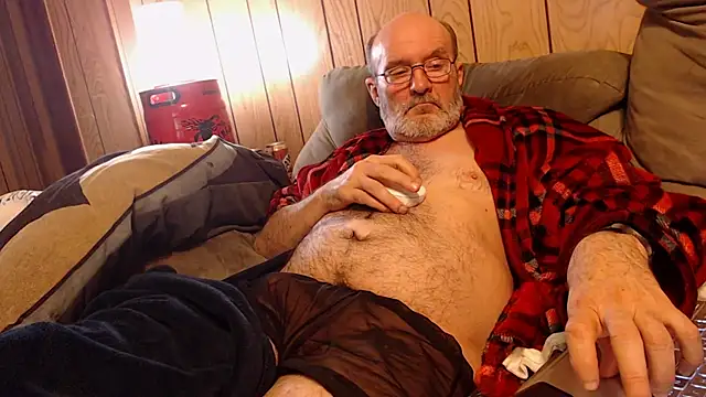 Snapshot of snickers1 chatting on February 2026 01:48:02 AM snickers1 online show from February 2026 01:48:02 AM