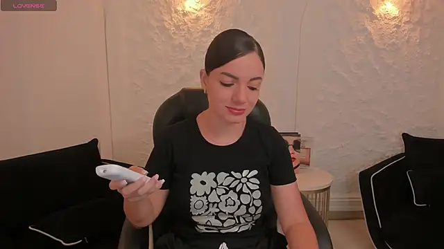 MorganHicks online show from January 2026 07:48:01 PM