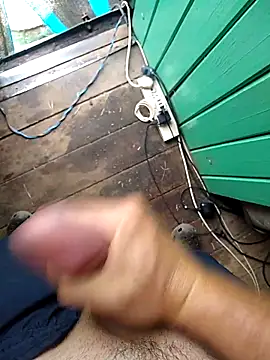 Alvaro2017 online show from February 2025 01:39:01 PM