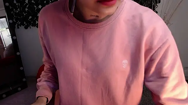 DestinyHills online show from March 2025 12:39:01 PM