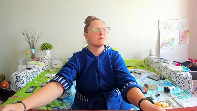 IamYourNarcotic online show from March 2026 01:00:01 PM