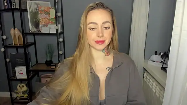 Snapshot of sexyCoralie chatting on December 2024 07:38:01 AM sexyCoralie online show from December 2024 07:38:01 AM