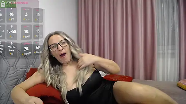 Snapshot of Aphrodite_S32 chatting on September 2025 05:01:02 AM Aphrodite S32 online show from September 2025 05:01:02 AM