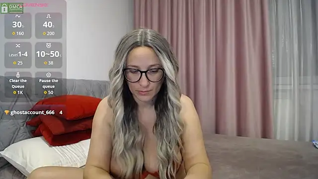 Snapshot of Aphrodite_S32 chatting on October 2025 03:26:02 AM Aphrodite S32 online show from October 2025 03:26:02 AM