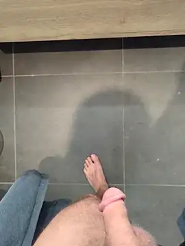 Snapshot of BisexDreams chatting on January 2025 05:11:01 AM BisexDreams online show from January 2025 05:11:01 AM