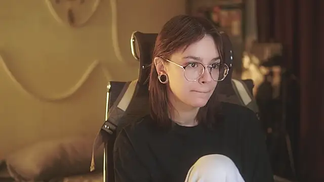 alyssa sweet online show from April 2026 04:57:01 AM