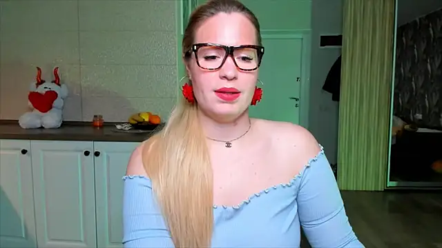 HotTiffani online show from November 2025 06:35:02 AM