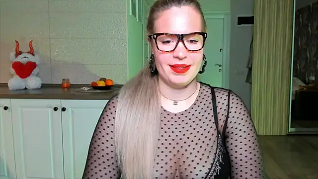 HotTiffani online show from November 2025 07:12:01 AM