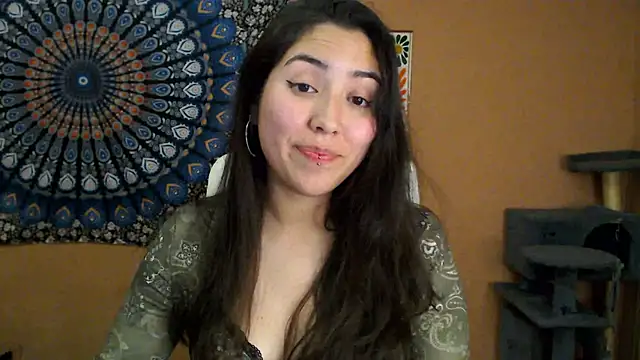 IntimateTales online show from November 2025 06:50:01 PM