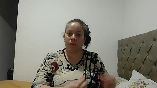 tiffany horny 1 online show from January 2025 06:49:02 AM