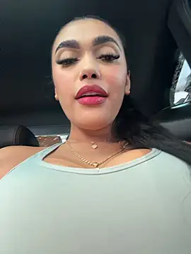 emma andrew1 online show from April 2026 06:23:01 PM