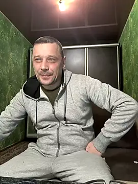 DanielOhCool online show from February 2025 01:53:02 PM