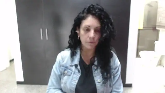 Snapshot of mijal_queen chatting on November 2025 02:54:01 AM mijal queen online show from November 2025 02:54:01 AM