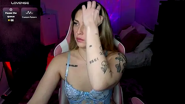 queenxlexy online show from January 2025 05:56:01 PM