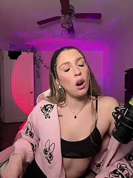 queenxlexy online show from February 2025 07:33:02 PM