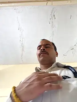 Vickyrajput009 online show from March 2026 04:13:02 AM